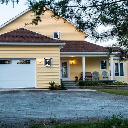 Domaine Sur Une Plage Saint Felicien Exterior photo